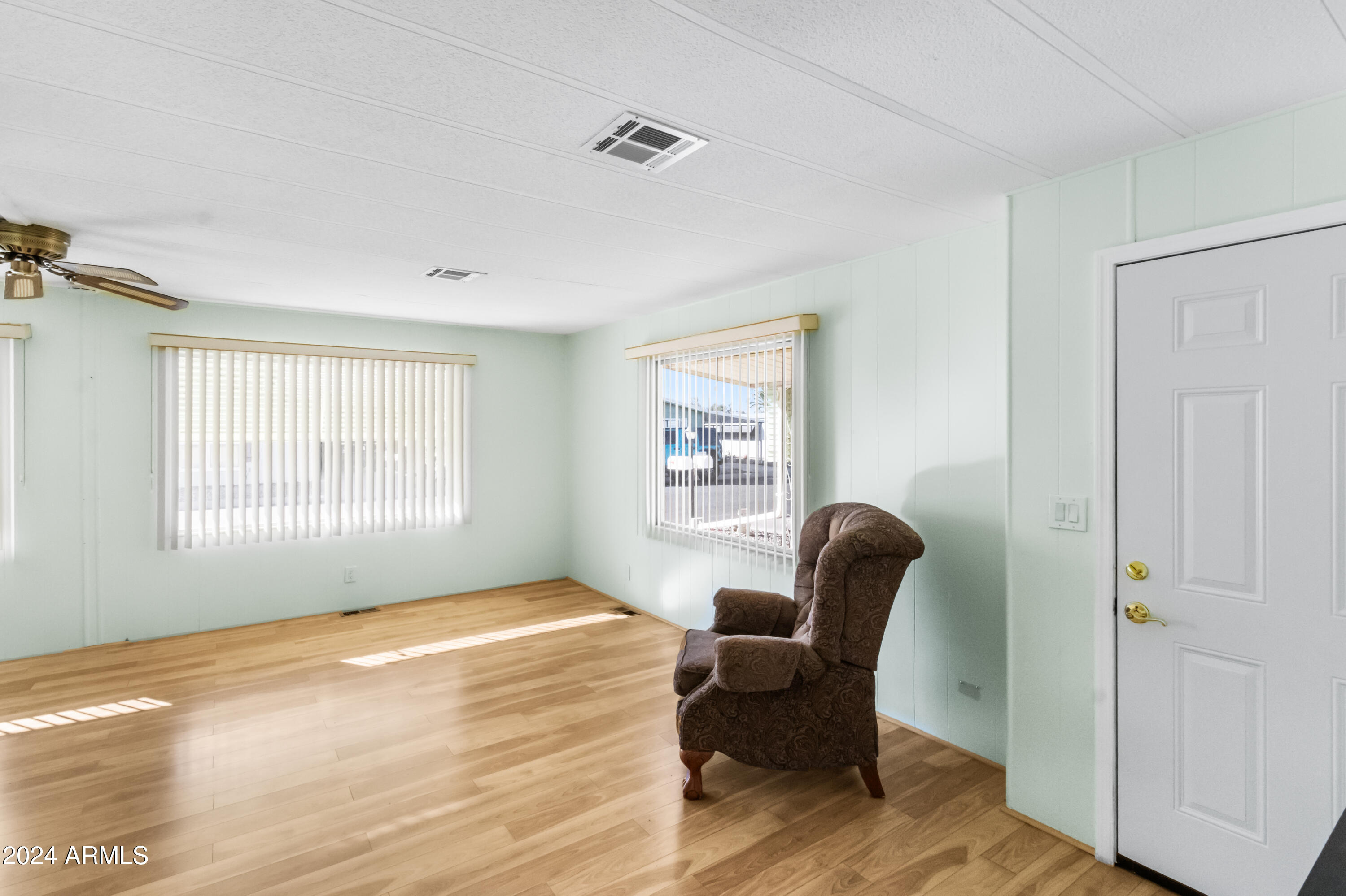 2100 N TREKELL Road 204