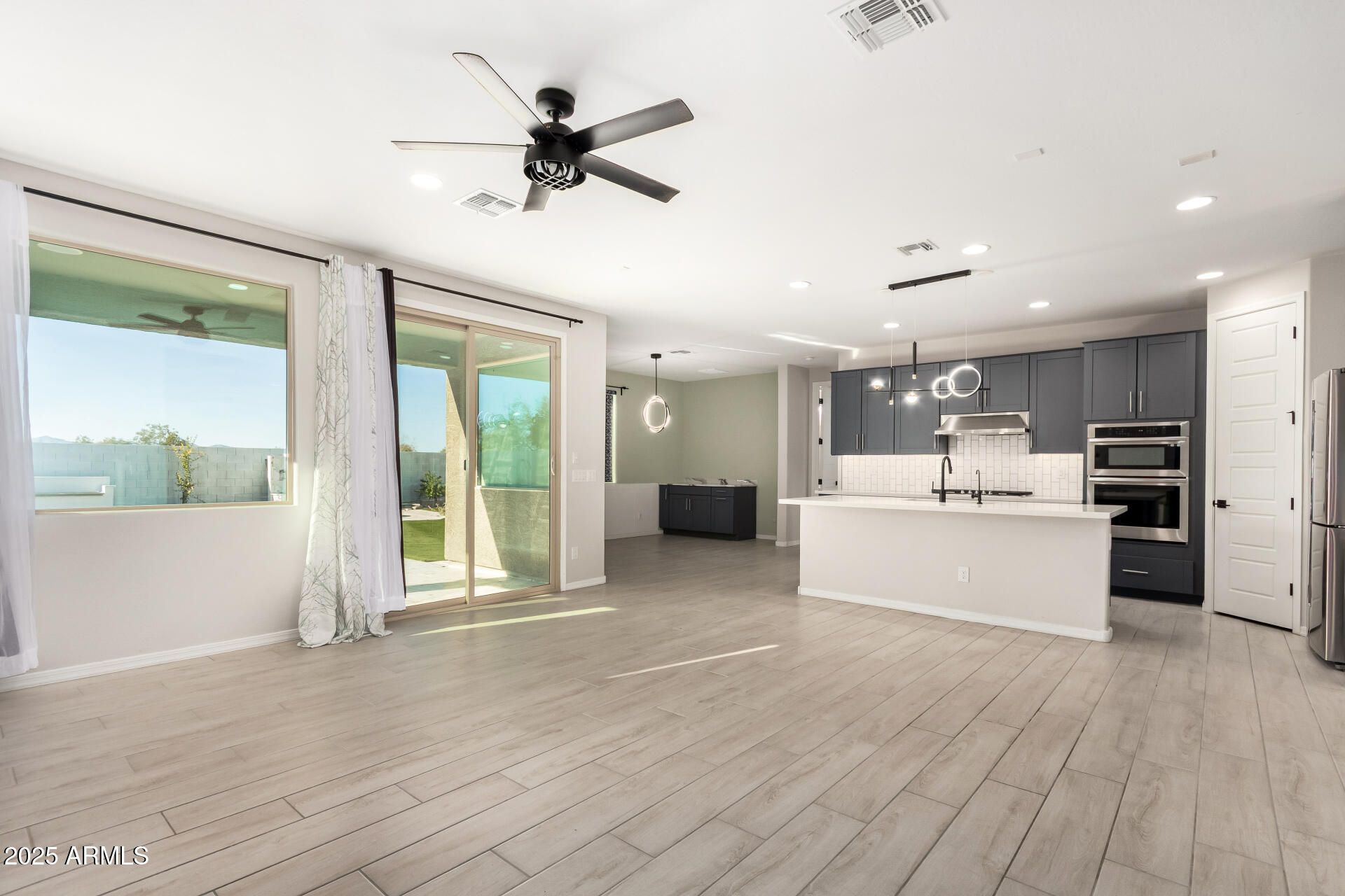 26410 N THORNHILL Drive