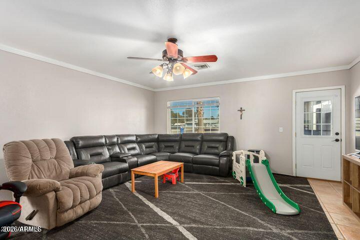 1807 W MISSION Drive