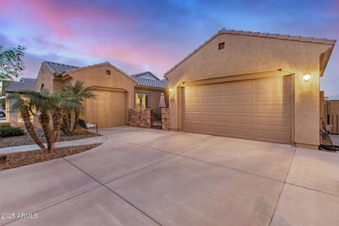 1916 E DUBOIS Avenue Gilbert AZ 85298
