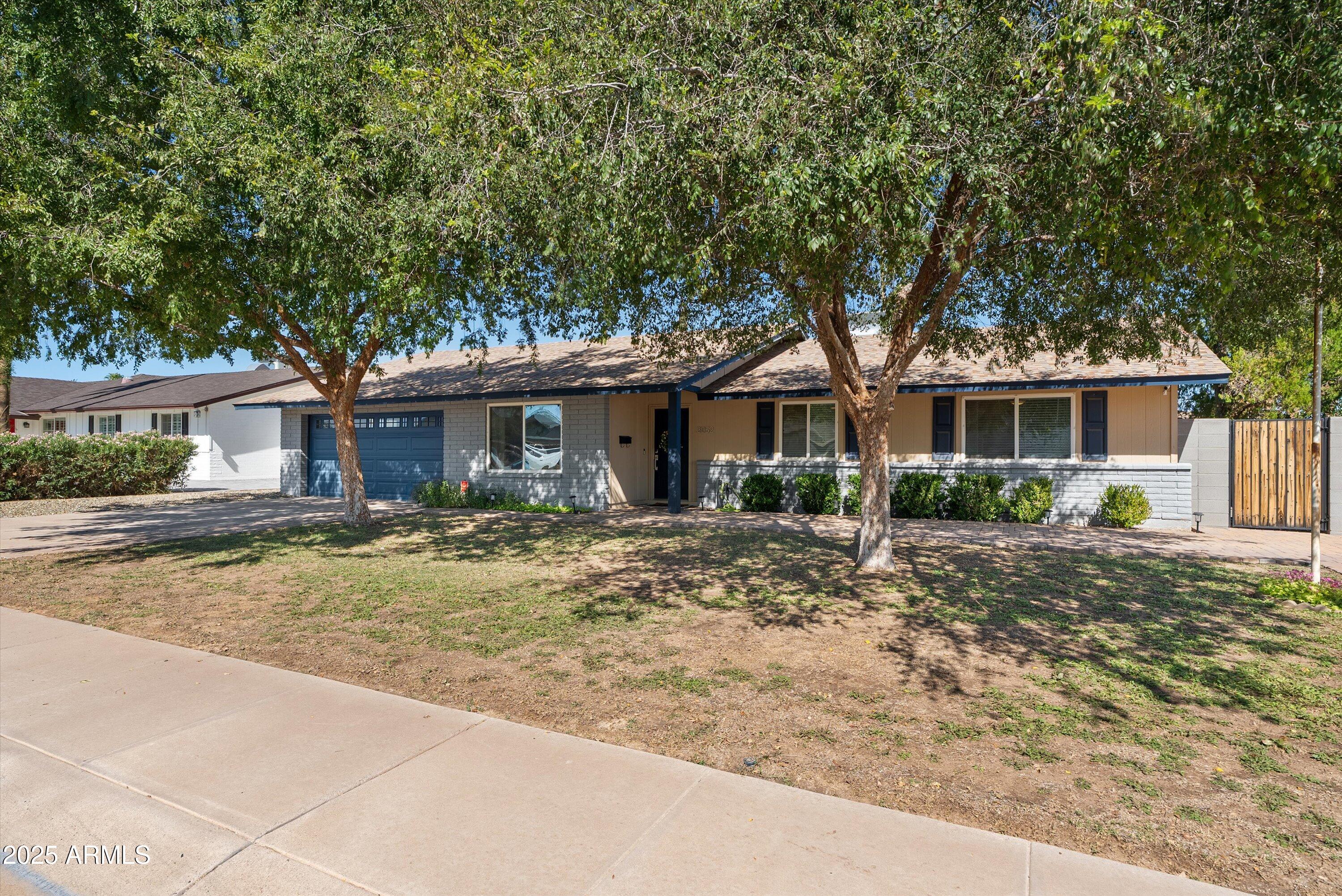 3052 E LUPINE Avenue