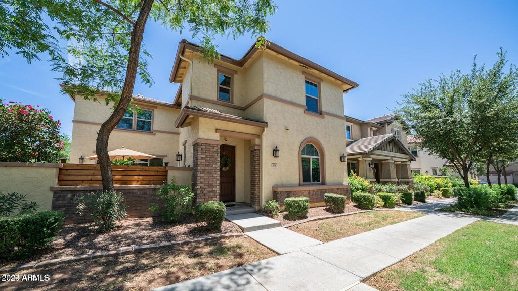 Photo of 914 S Osborn Lane, Gilbert, AZ 85296 (MLS # 7020618)