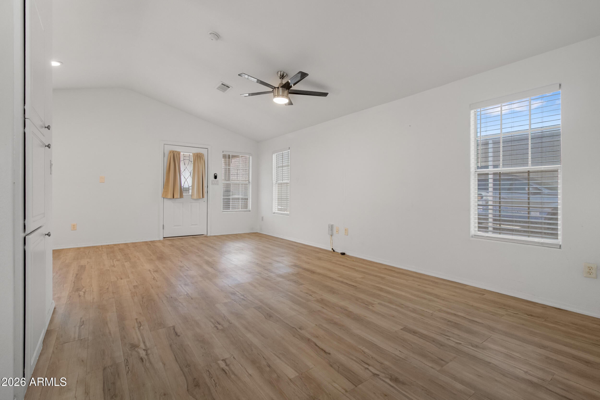 2401 W SOUTHERN Avenue 260