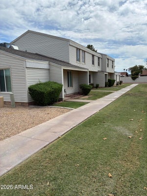 6618 S PALM DR, TEMPE, AZ 85283 - Image 20e7e221aeb8f9863f0d06bc4831c30a/522066385