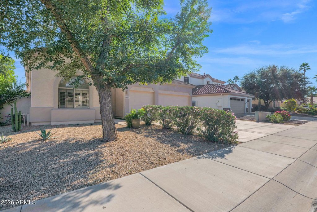 Photo of 13563 W Monte Vista Road, Goodyear, AZ 85395 (MLS # 6969568)