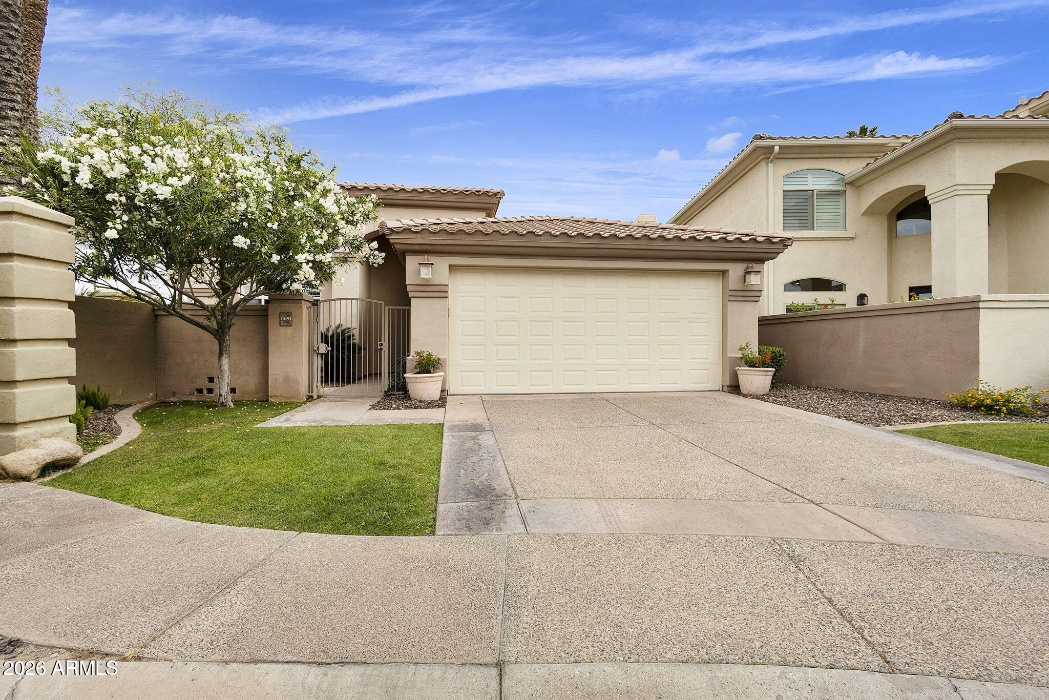 10193 E BAYVIEW Drive
