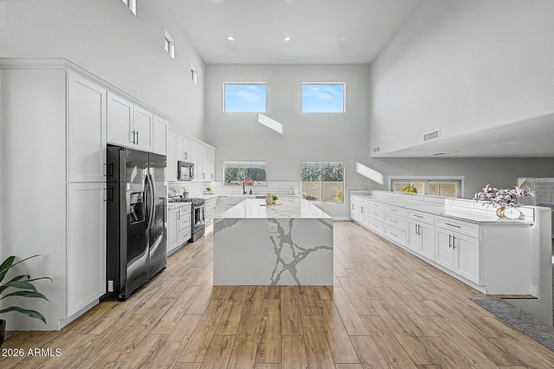 4326 W KENAI Drive