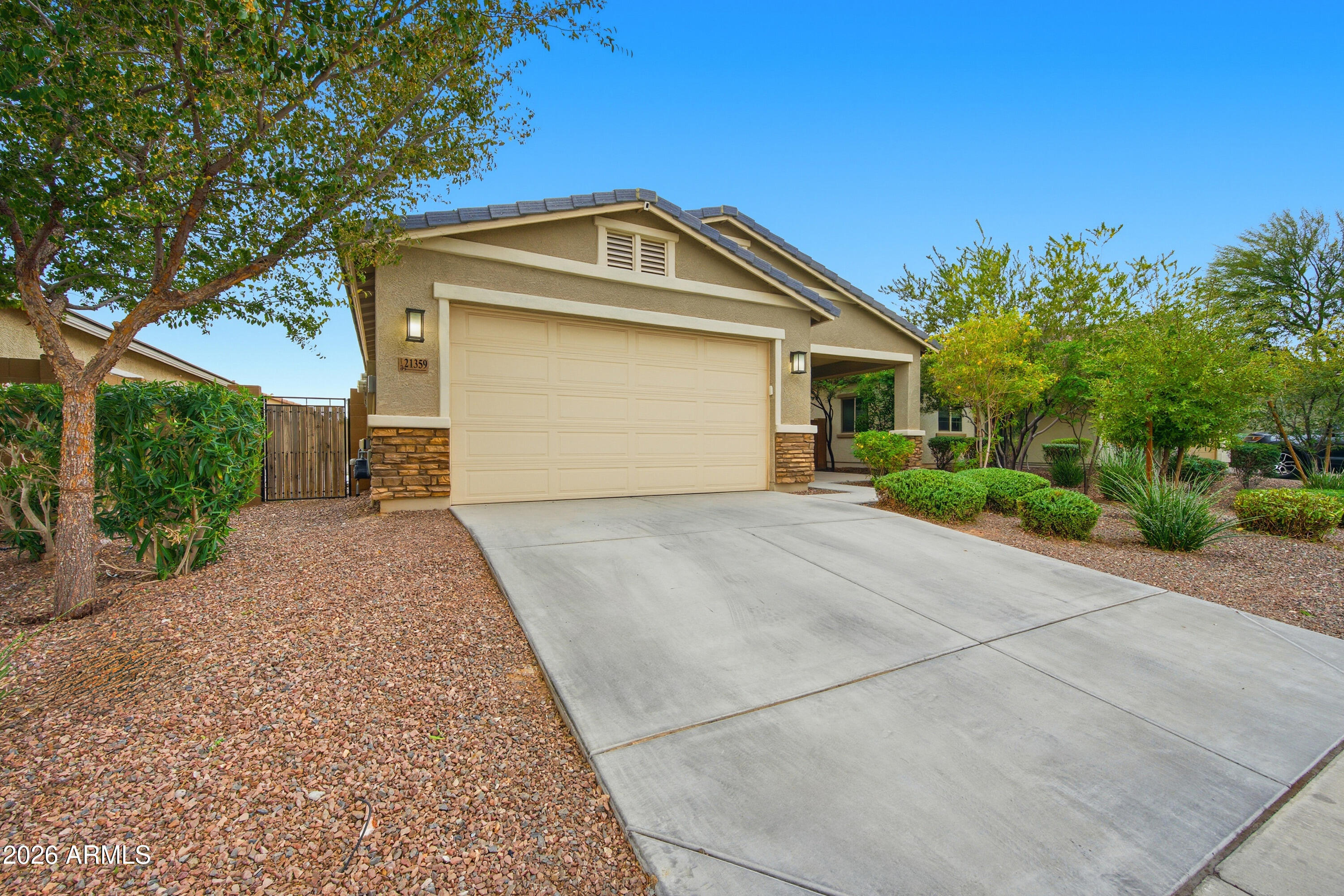 21359 W ALVARADO Road