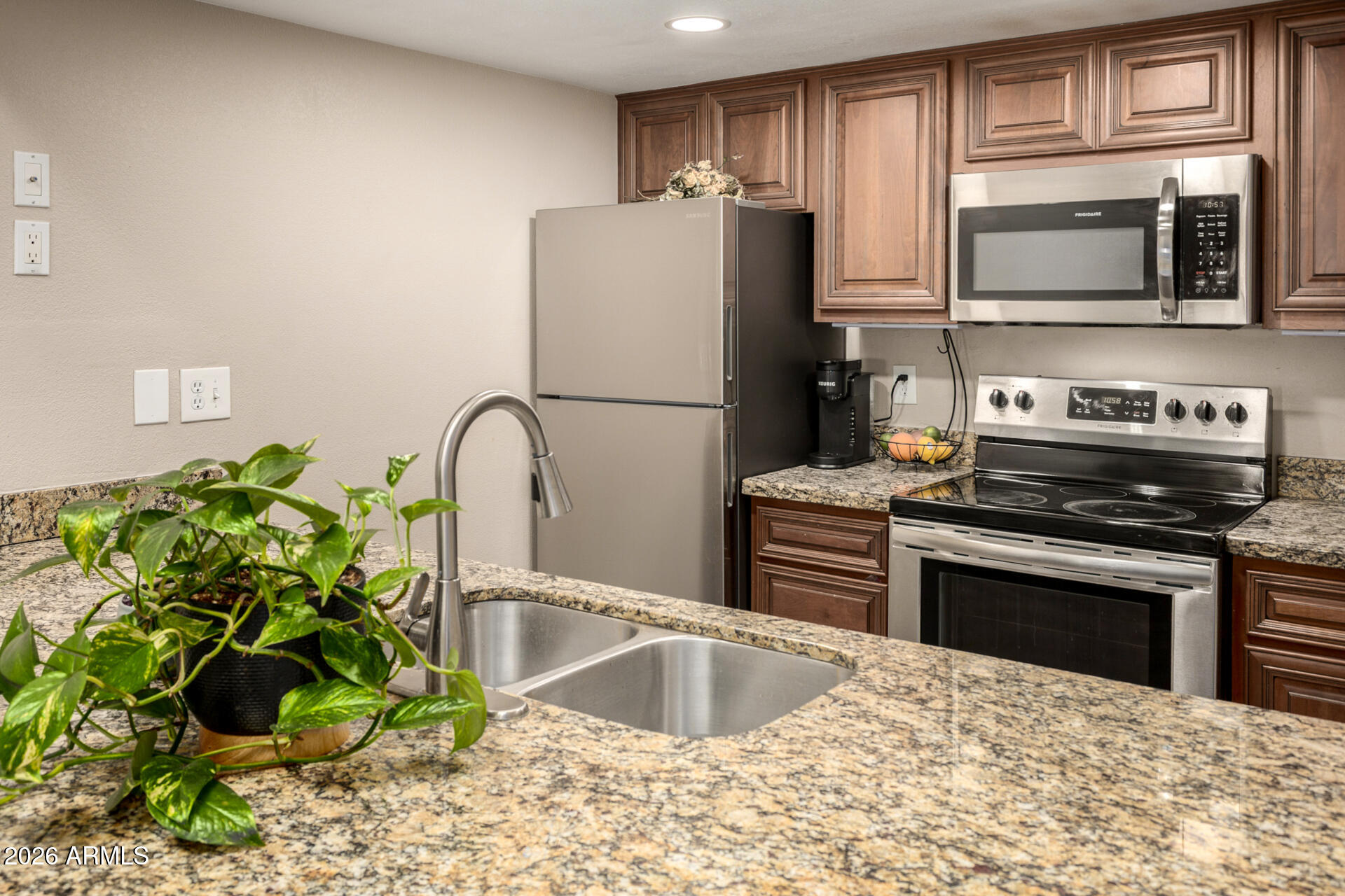 3535 W MONTE CRISTO Avenue 108