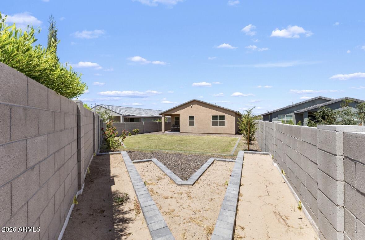 FINAL PLAT FOR SAN TAN GROVES-PARCEL B - Residential