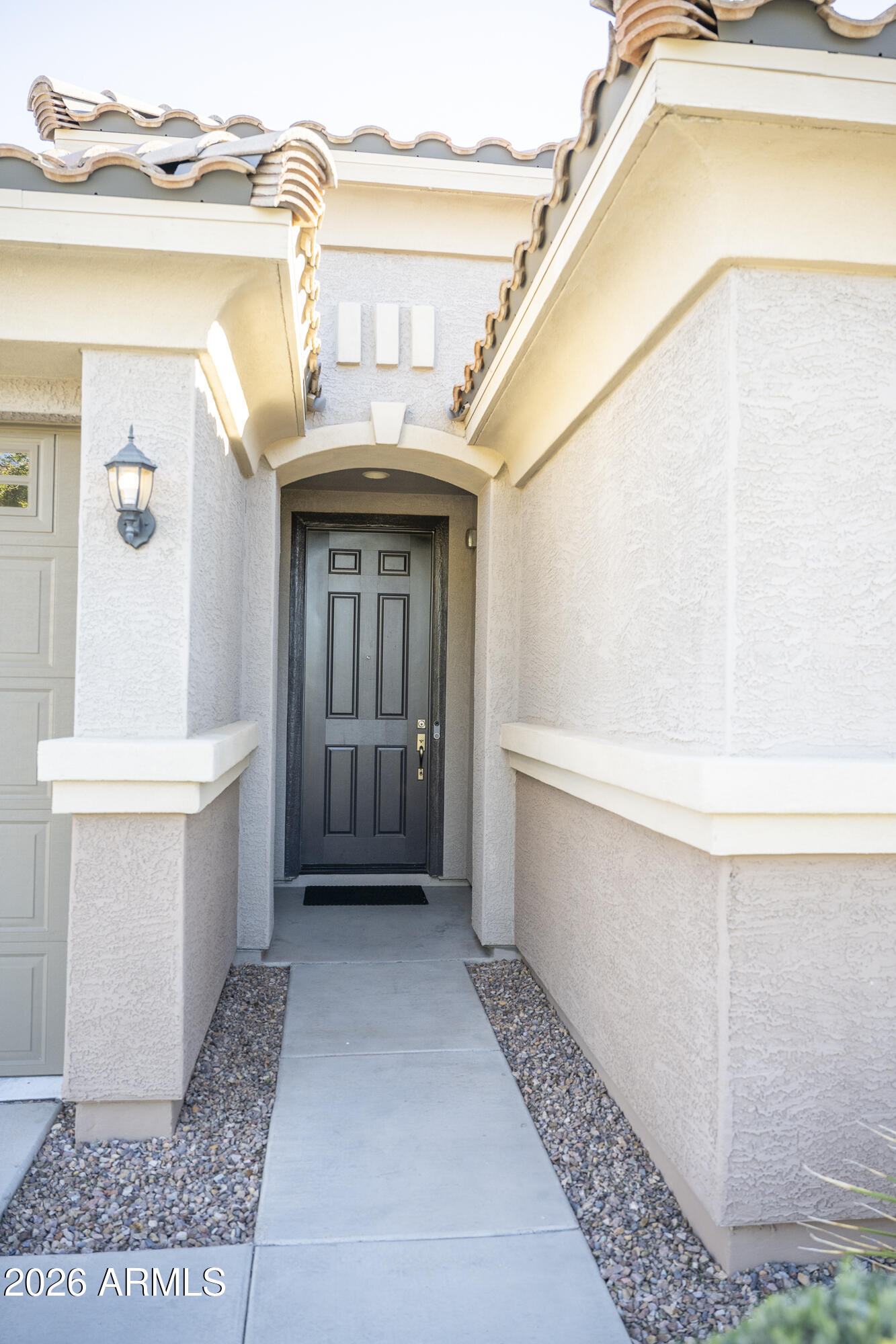 5011 E Greenway Street