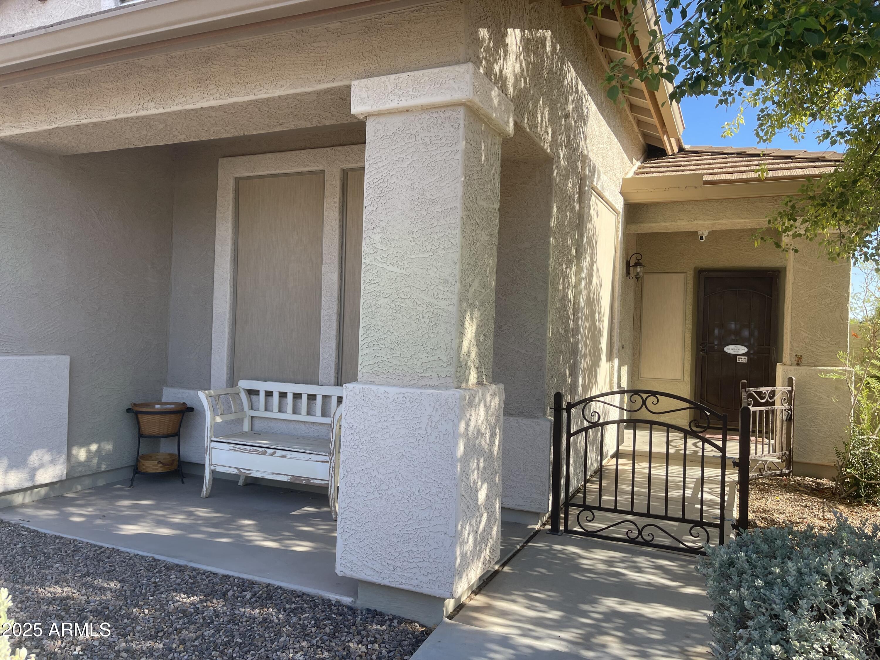 178 W PACIFIC Drive