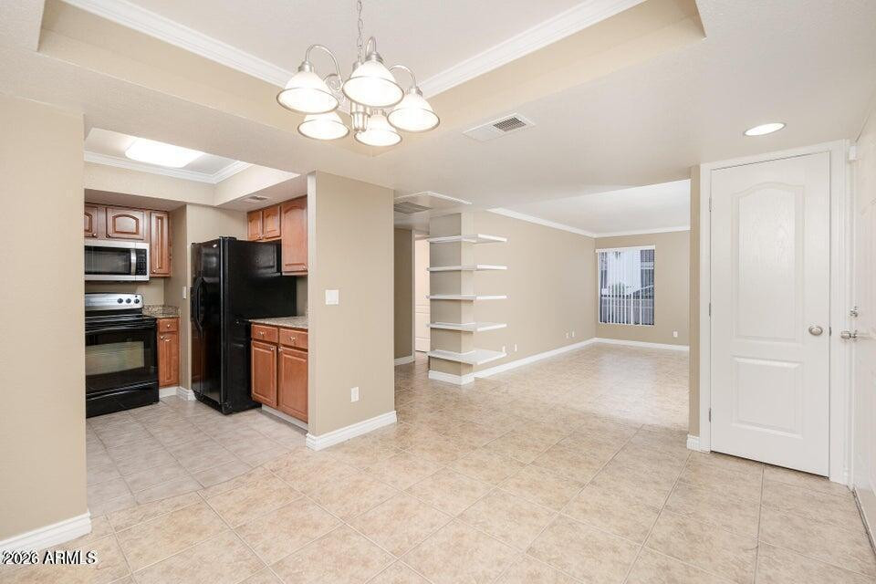 3420 W Danbury Drive Apt C110