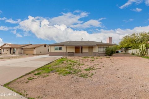 Single Family Residence in Apache Junction AZ 924 GRANADA Avenue.jpg