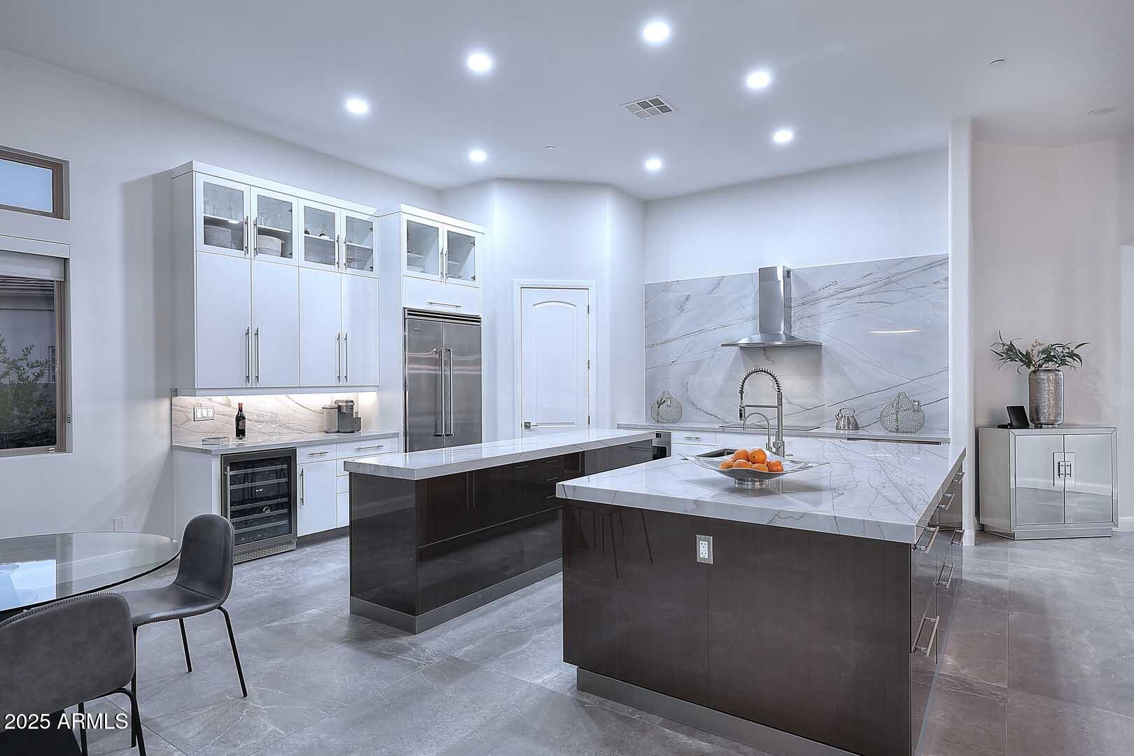 12487 E LUPINE Avenue