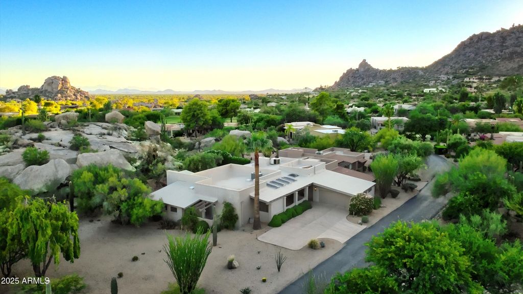 Photo of 1111 Ocotillo Cir Circle, Carefree, AZ 85377 (MLS # 6919653)
