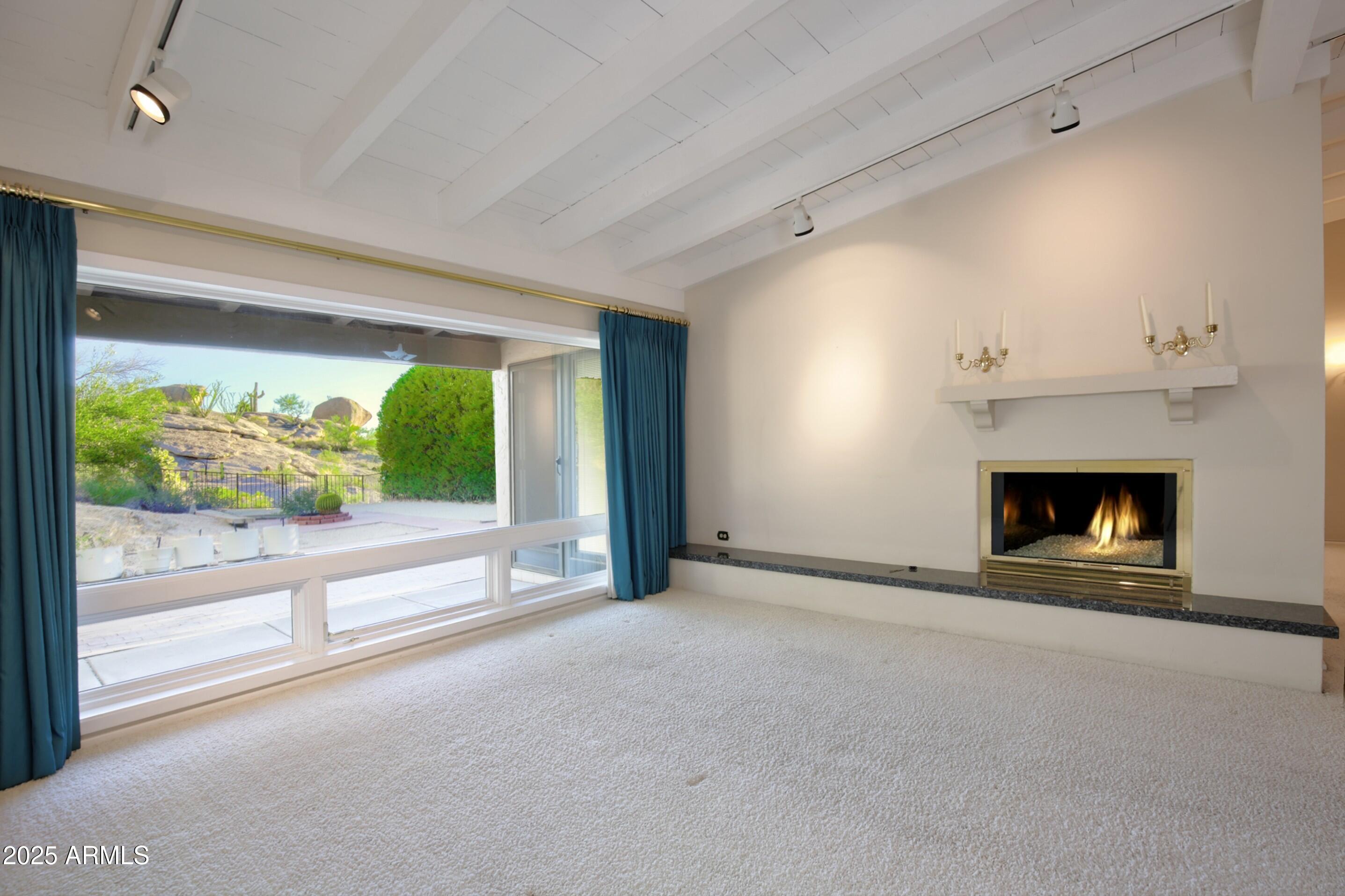 1111 Ocotillo Cir Circle