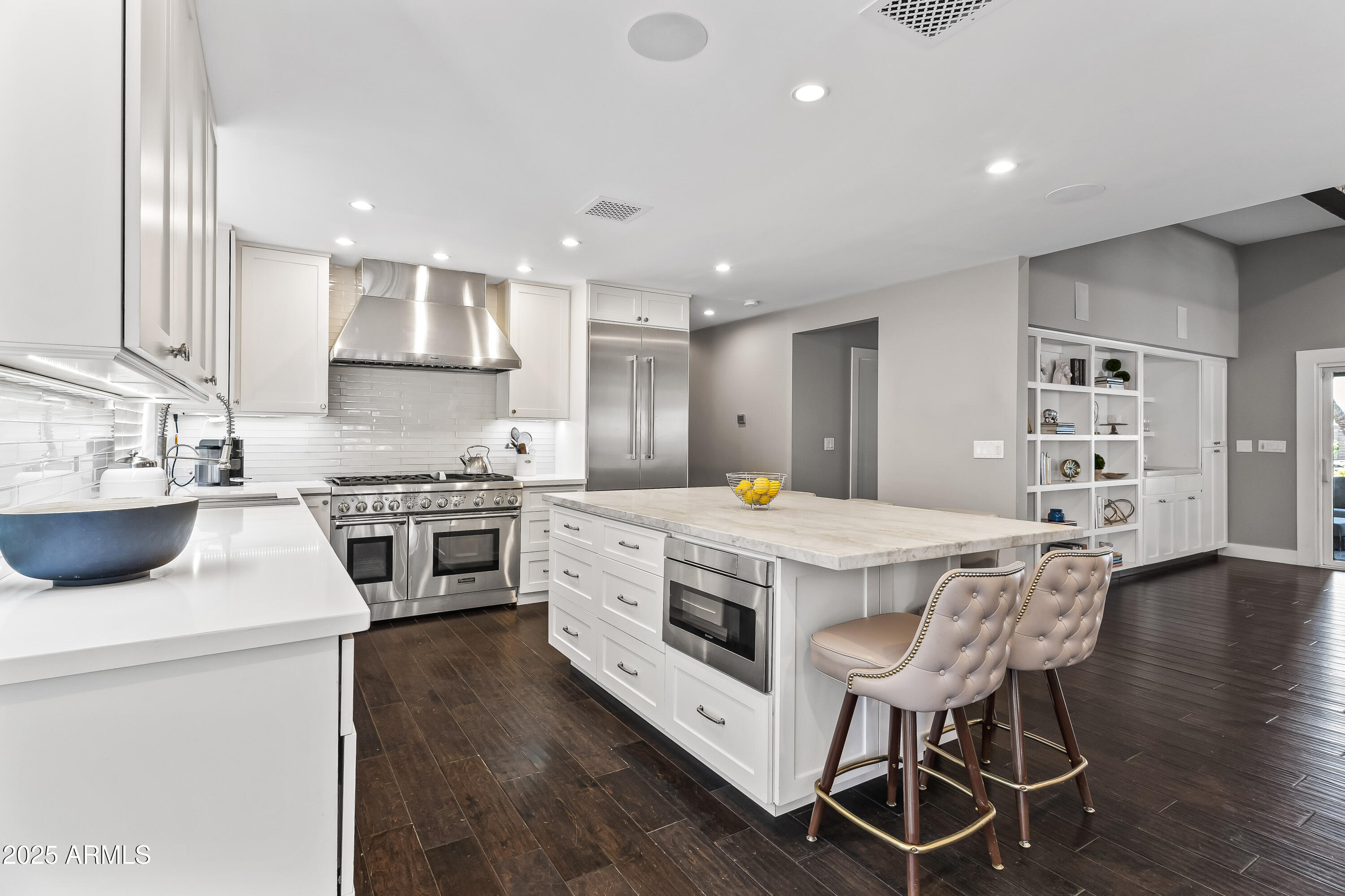 CAMELBACK EAST - Residential