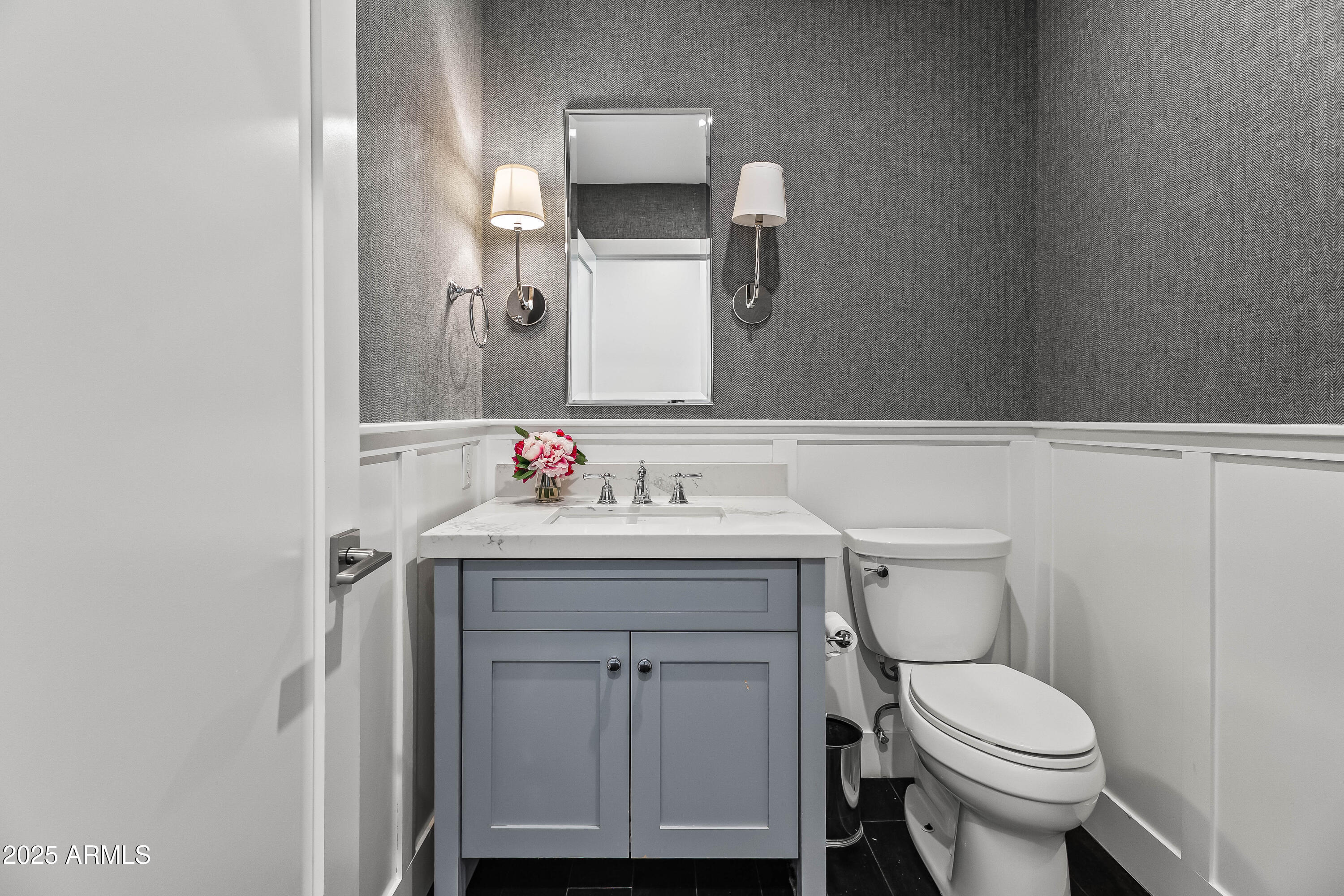 CAMELBACK EAST - Residential