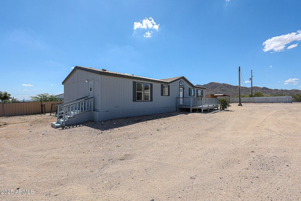 Photo of 105 E Sabrosa Drive, New River, AZ 85087 (MLS # 6918580)
