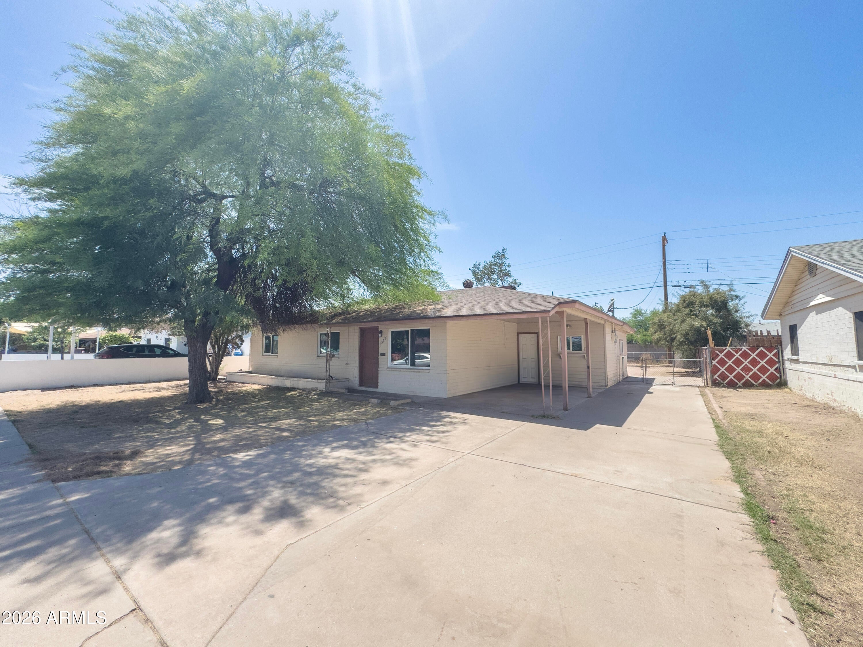 6532 N 19TH Drive
