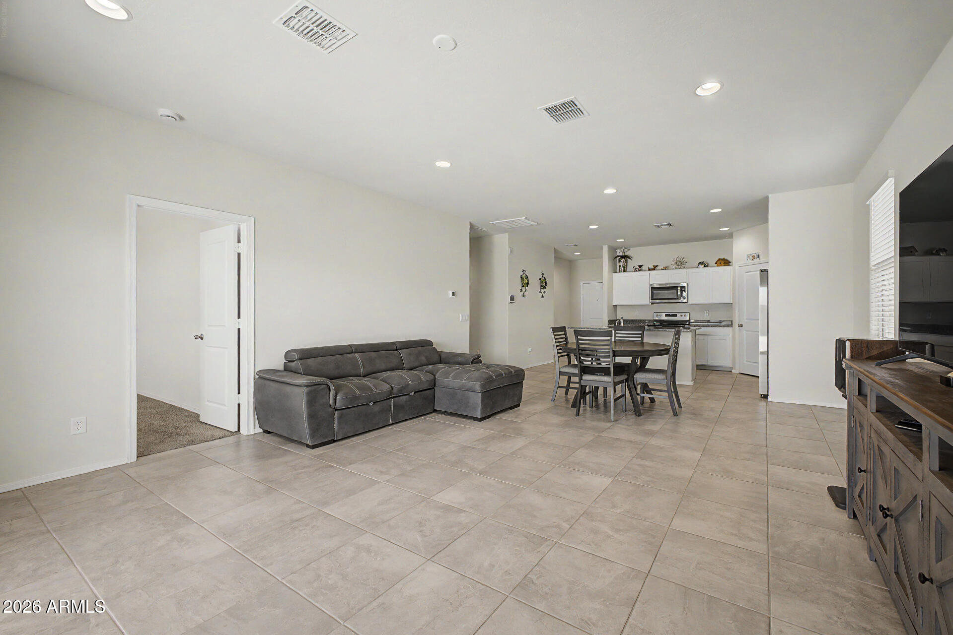 1171 W AVALON CANYON Drive