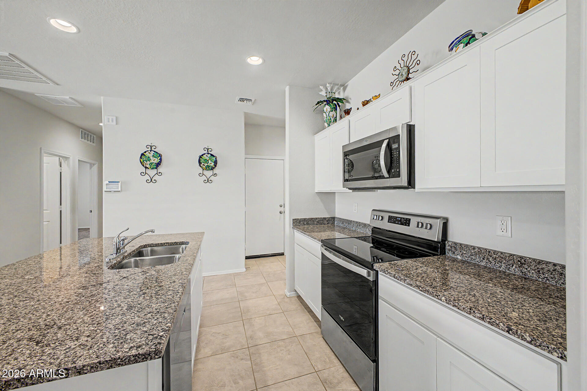 1171 W AVALON CANYON Drive