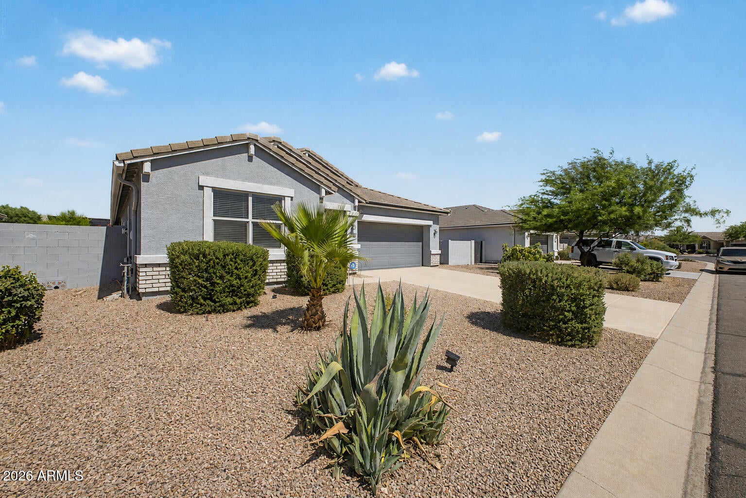 24653 N ALFALFA Drive