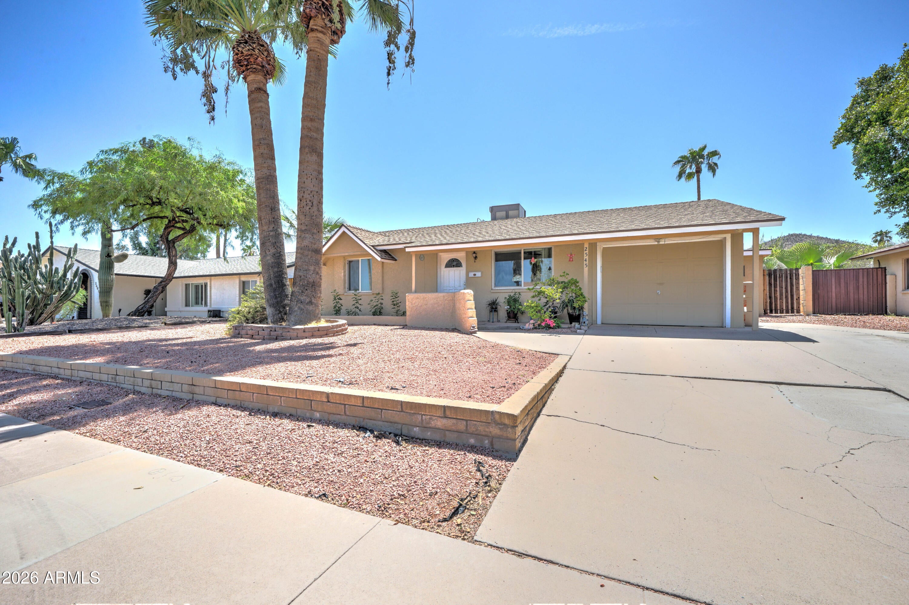 2545 E Vista Drive