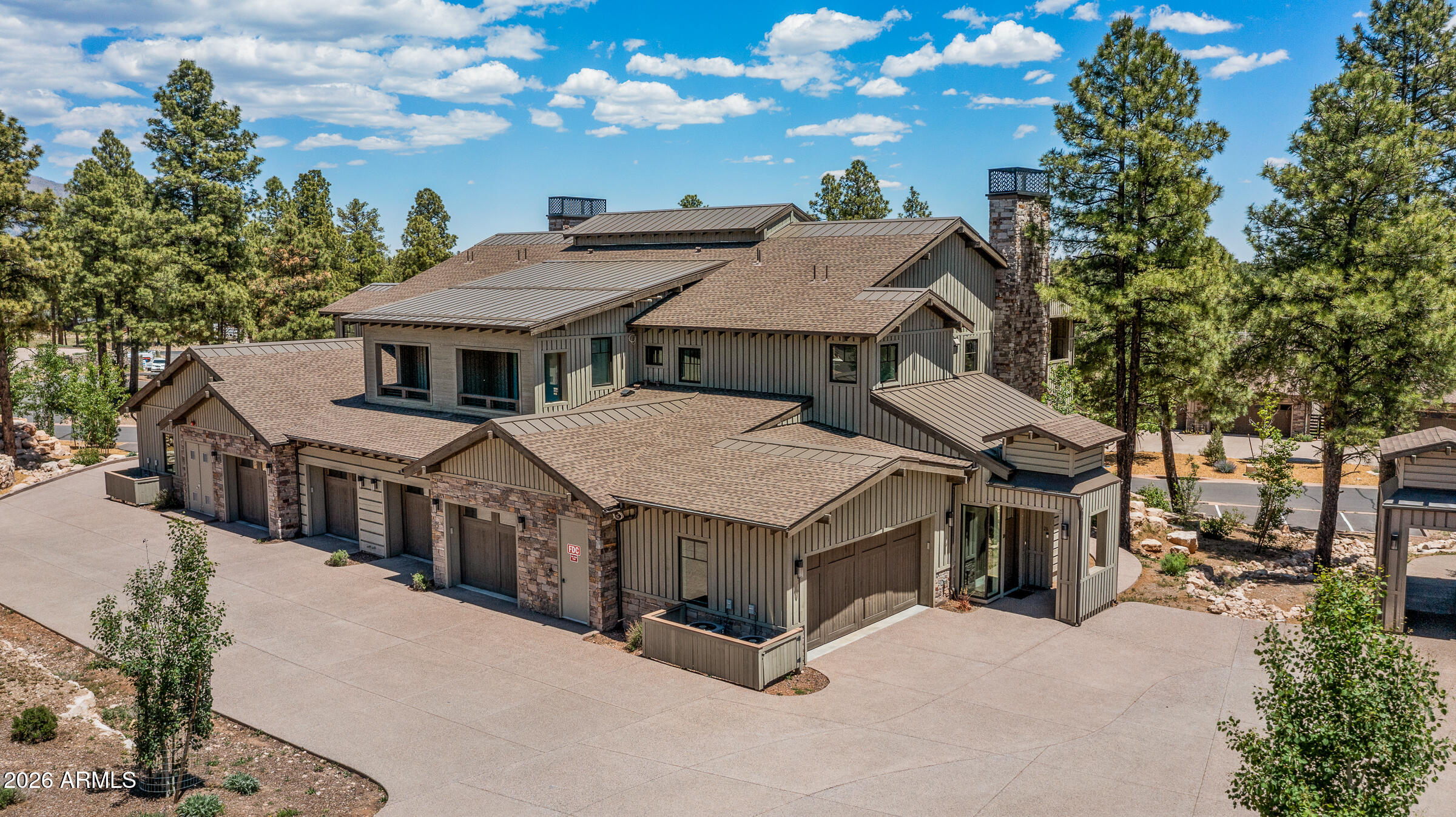 MOUNTAIN VISTA CONDOMINIUMS AT PINE CANYON - Residential