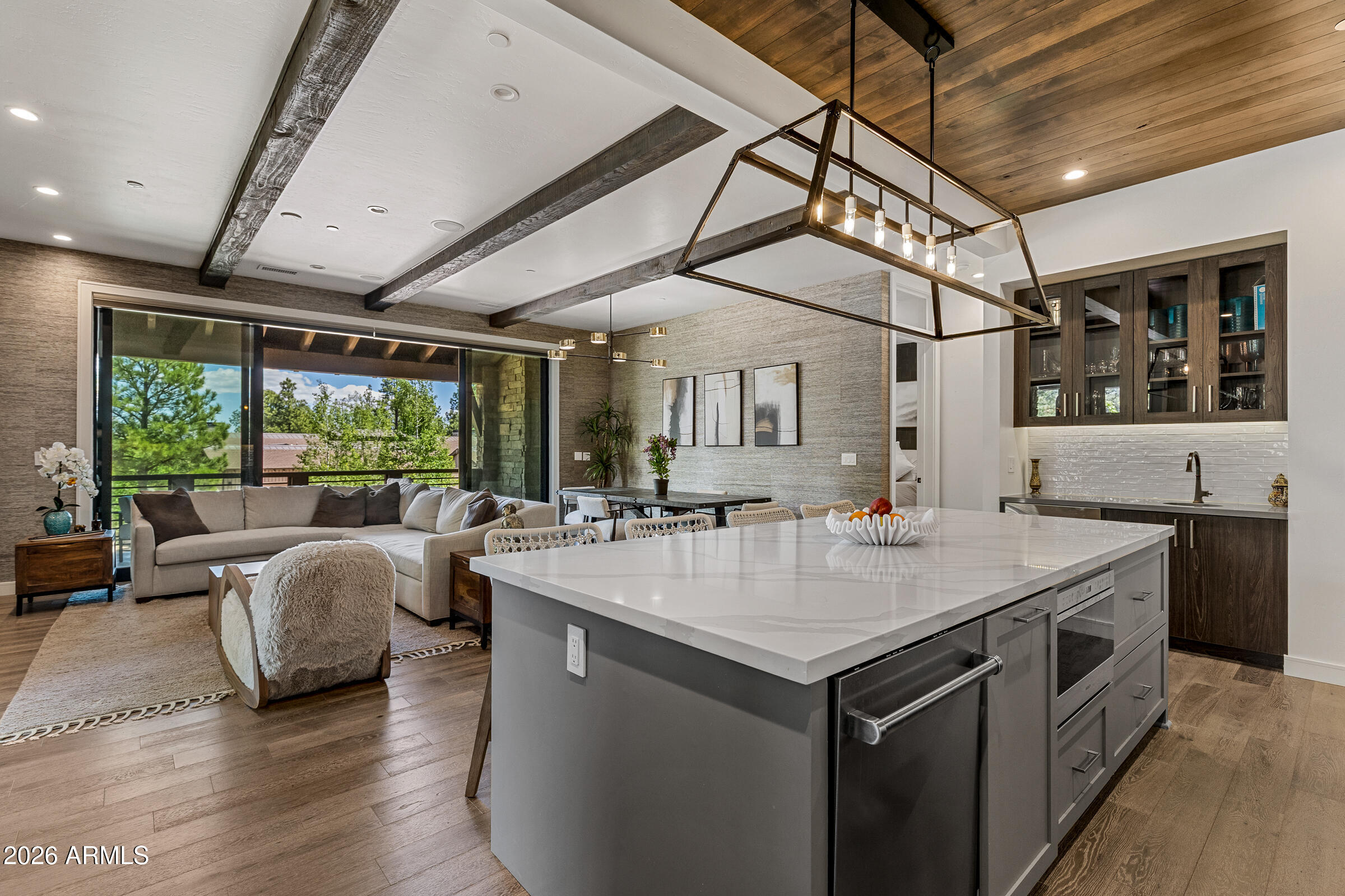 MOUNTAIN VISTA CONDOMINIUMS AT PINE CANYON - Residential