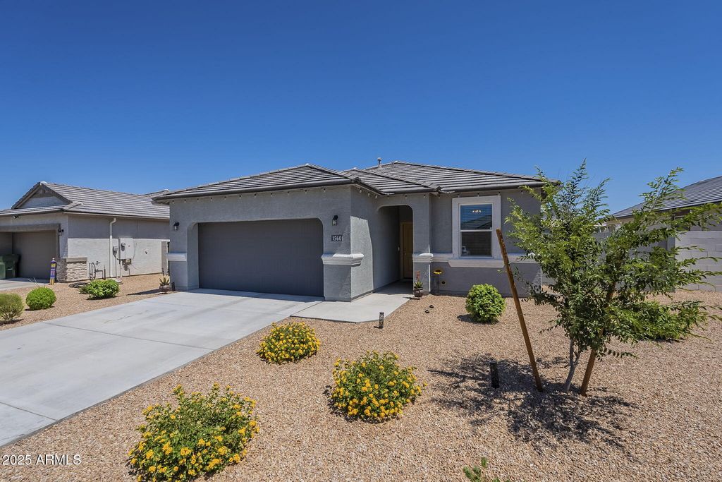 Photo of 1560 E Squire Drive, Casa Grande, AZ 85122 (MLS # 6885583)