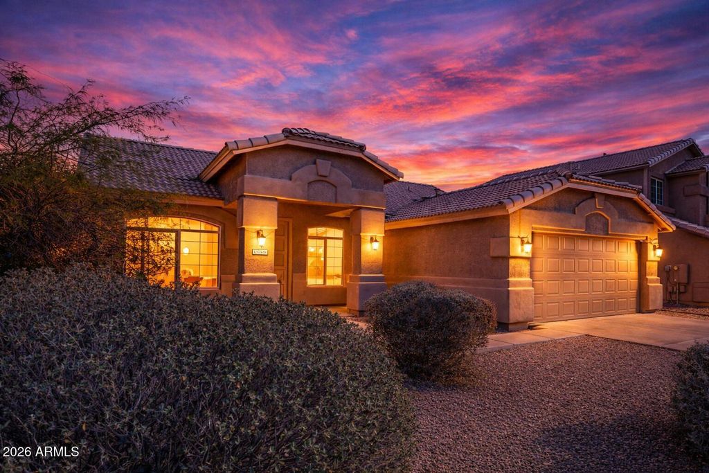 Photo of 13766 W Cambridge Avenue, Goodyear, AZ 85395 (MLS # 6988715)