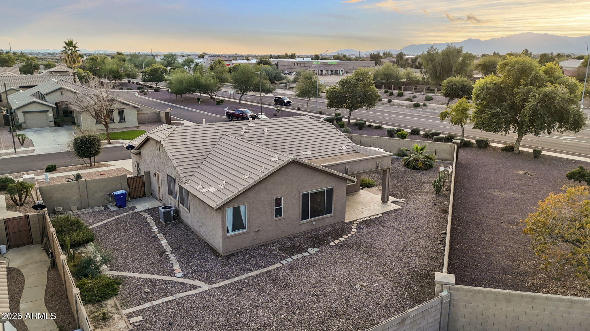 15494 W VENTURA Street