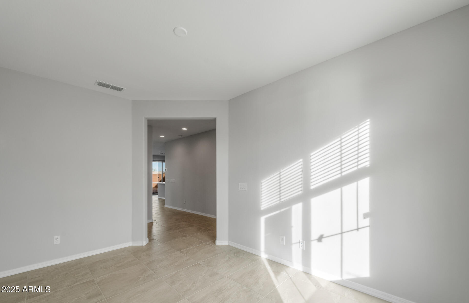 16224 W PINNACLE VISTA Drive