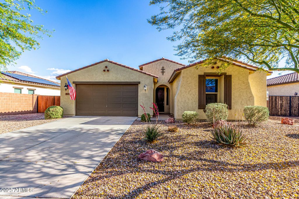 Photo of 18417 W Elm Street, Goodyear, AZ 85395 (MLS # 6955297)