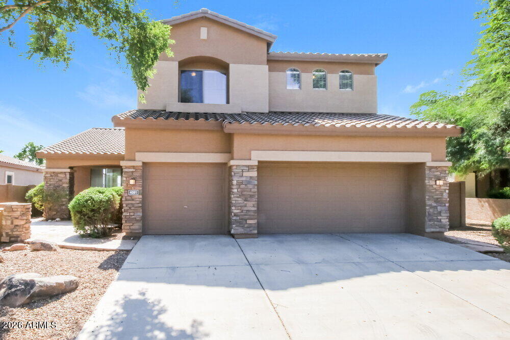 Photo 1 of 17 — 4091 E CARRIAGE Way, Gilbert, AZ 85297