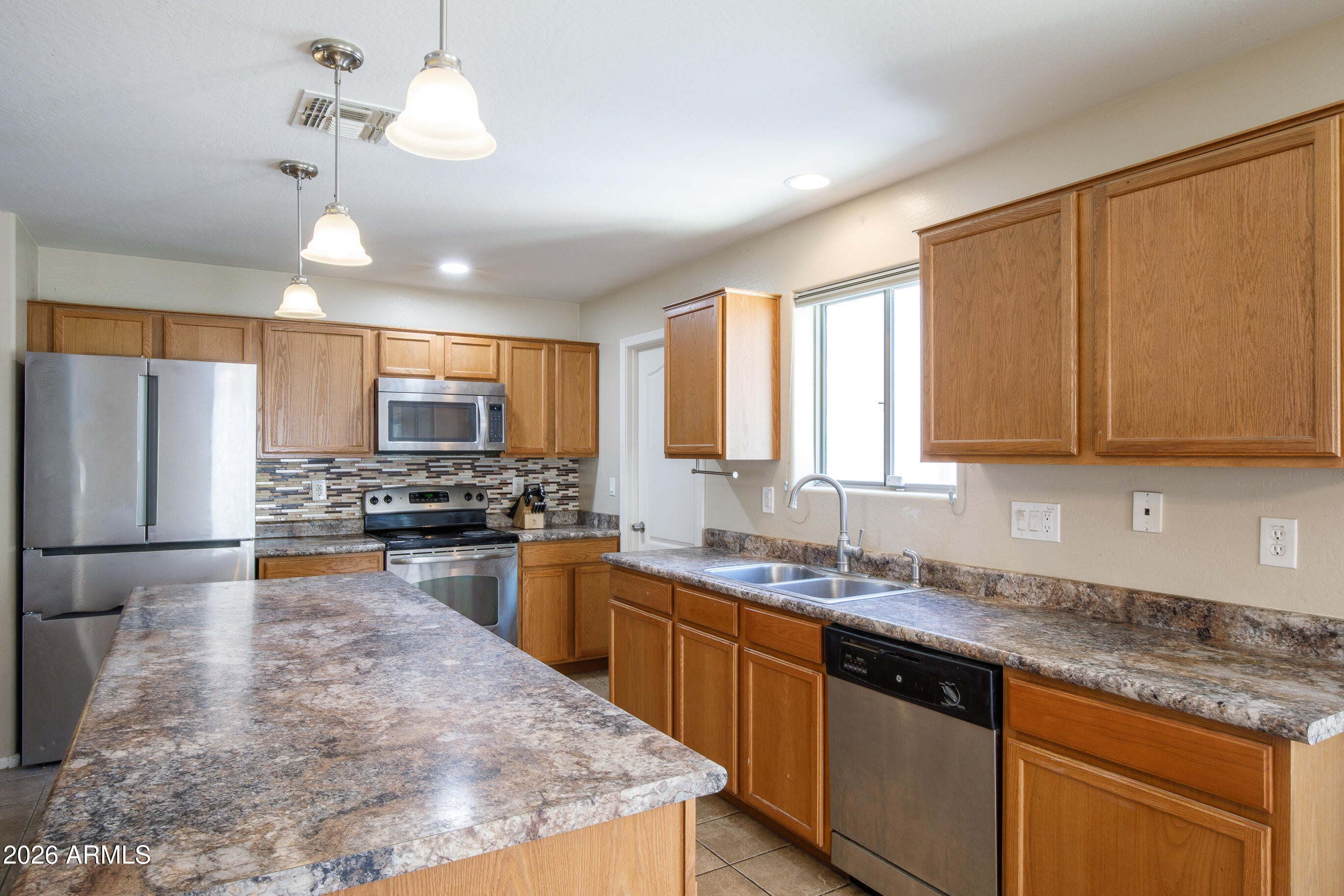 7264 W CACTUS WREN Drive