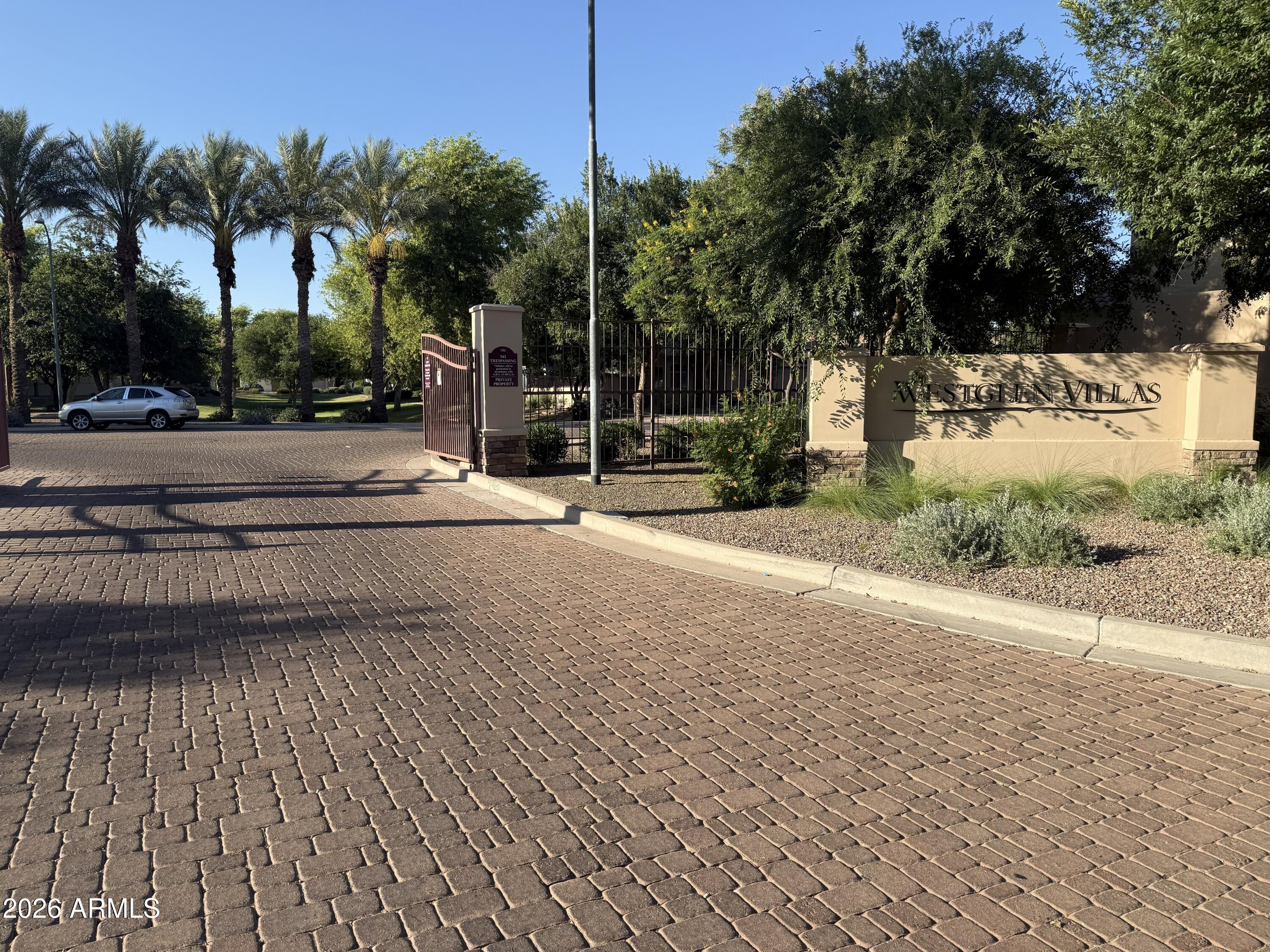 7264 W CACTUS WREN Drive