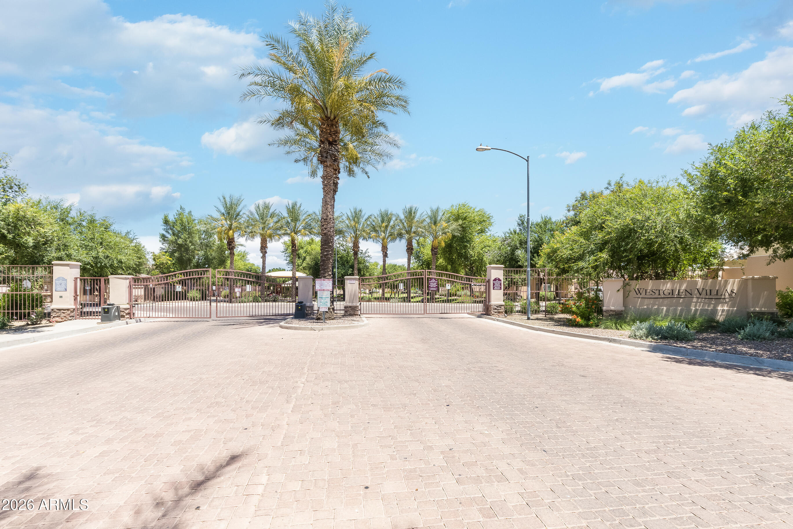 7264 W CACTUS WREN Drive