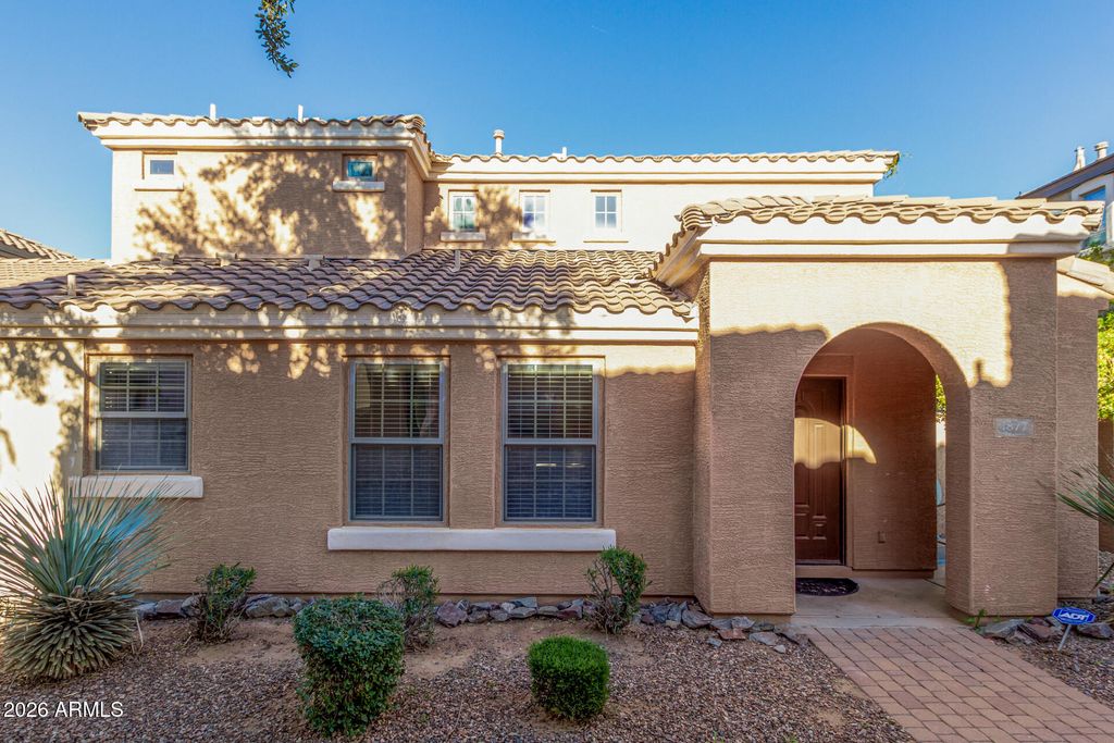 Photo of 1877 S Tucana Lane, Gilbert, AZ 85295 (MLS # 6971349)