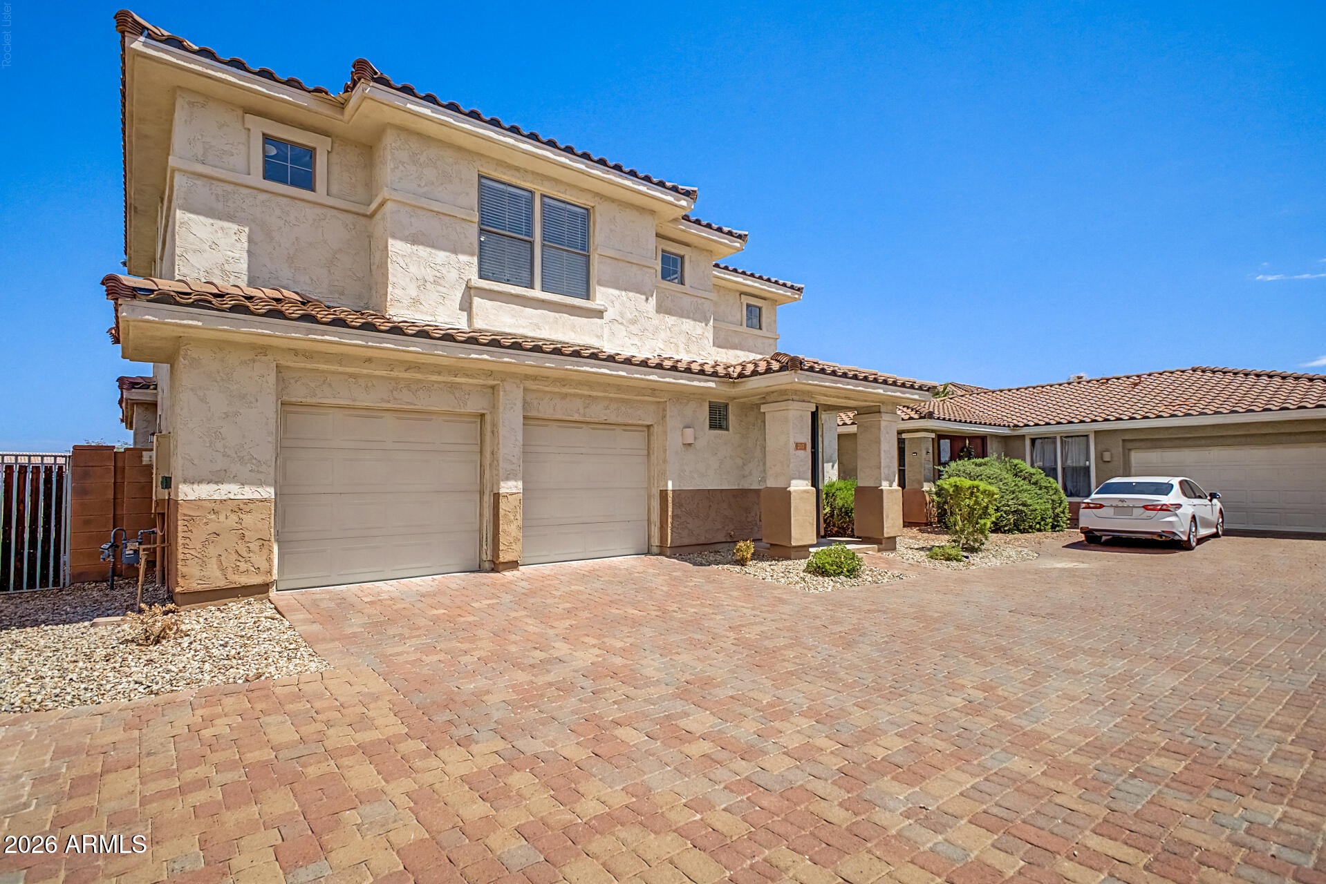 2237 N 135TH Drive
