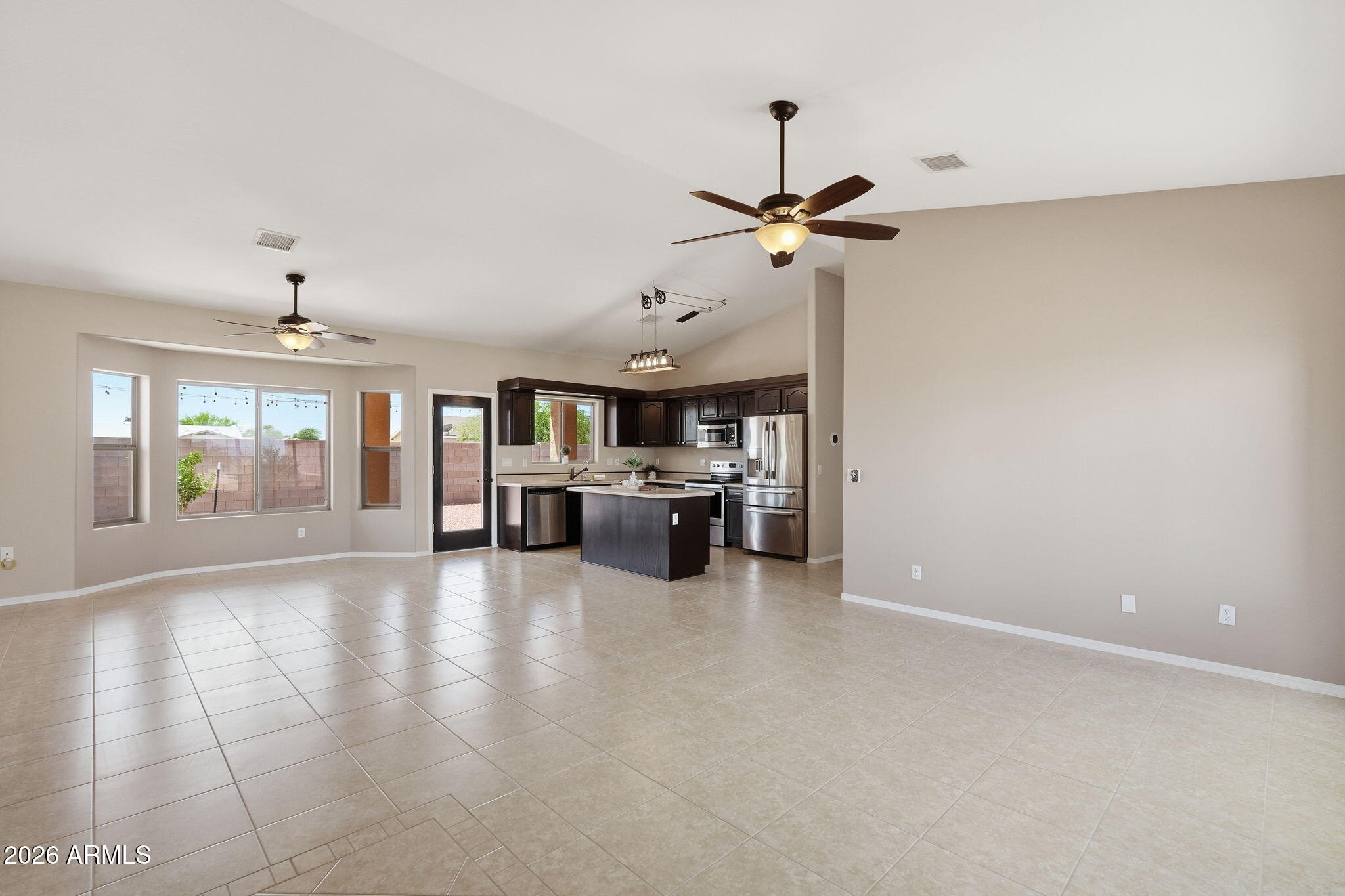 8827 W MAGNUM Drive