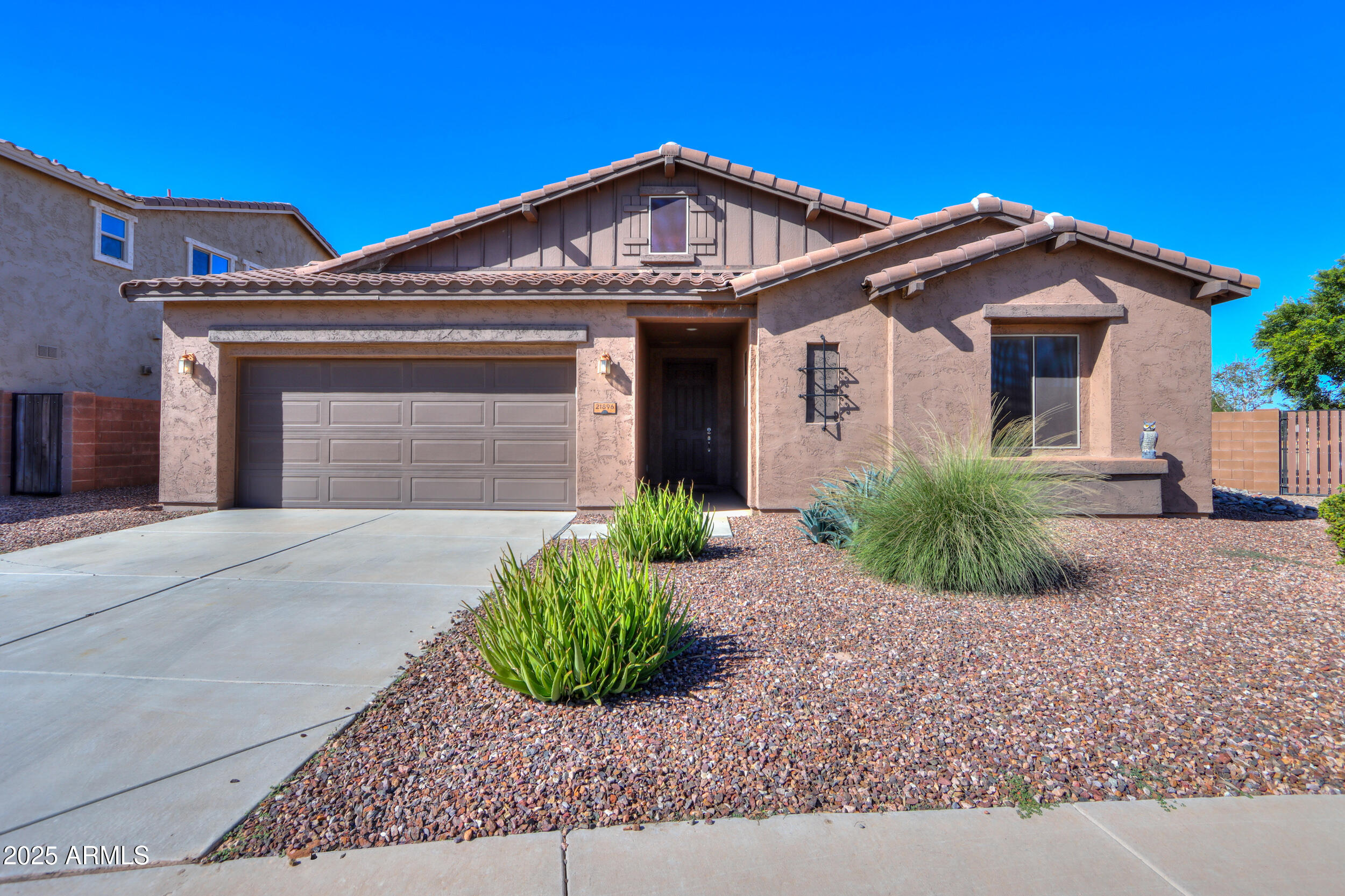 Homes for Sale in Queen Creek Arizona 3 21896 N RISA Drive