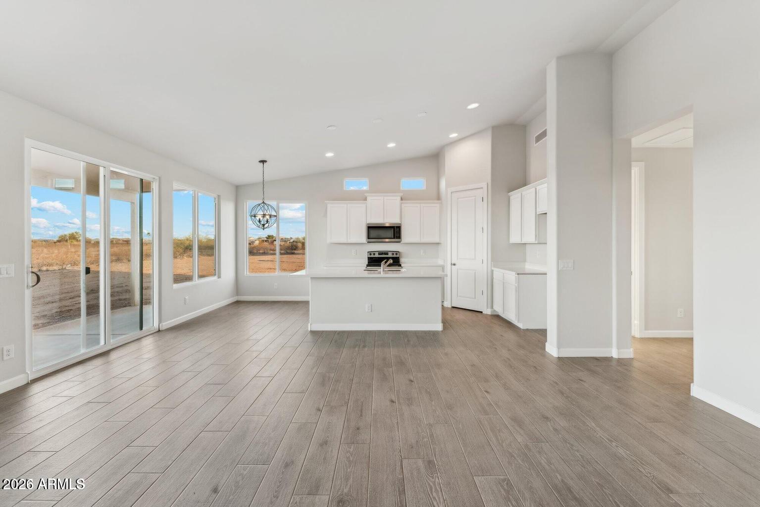 17965 N STONEBLUFF Road