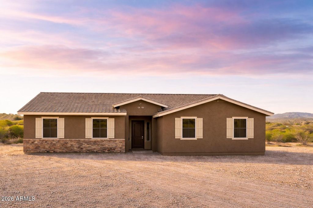 Photo of 17965 N Stonebluff Road, Maricopa, AZ 85139 (MLS # 7017104)
