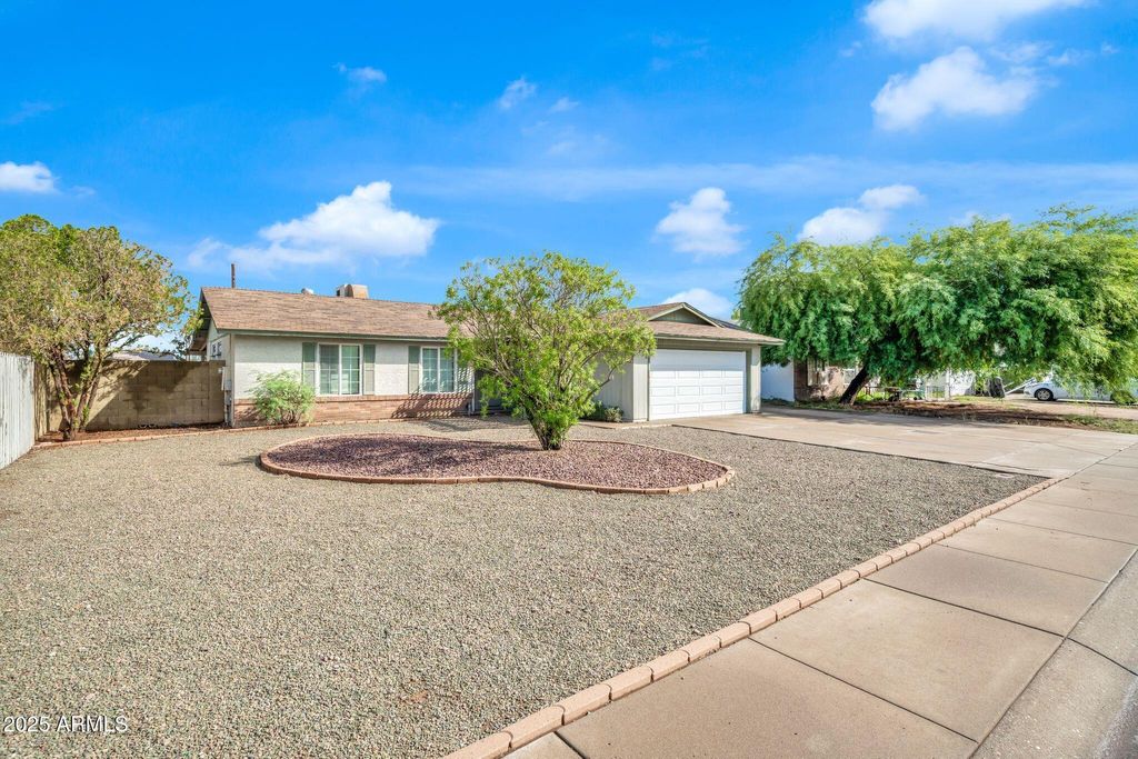Photo of 7920 W Greer Avenue, Peoria, AZ 85345 (MLS # 6926072)