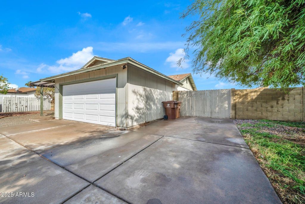Photo of 7920 W Greer Avenue, Peoria, AZ 85345 (MLS # 6926072)