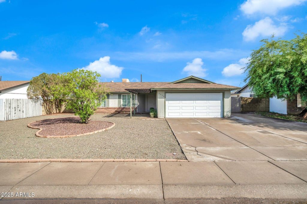Photo of 7920 W Greer Avenue, Peoria, AZ 85345 (MLS # 6926072)