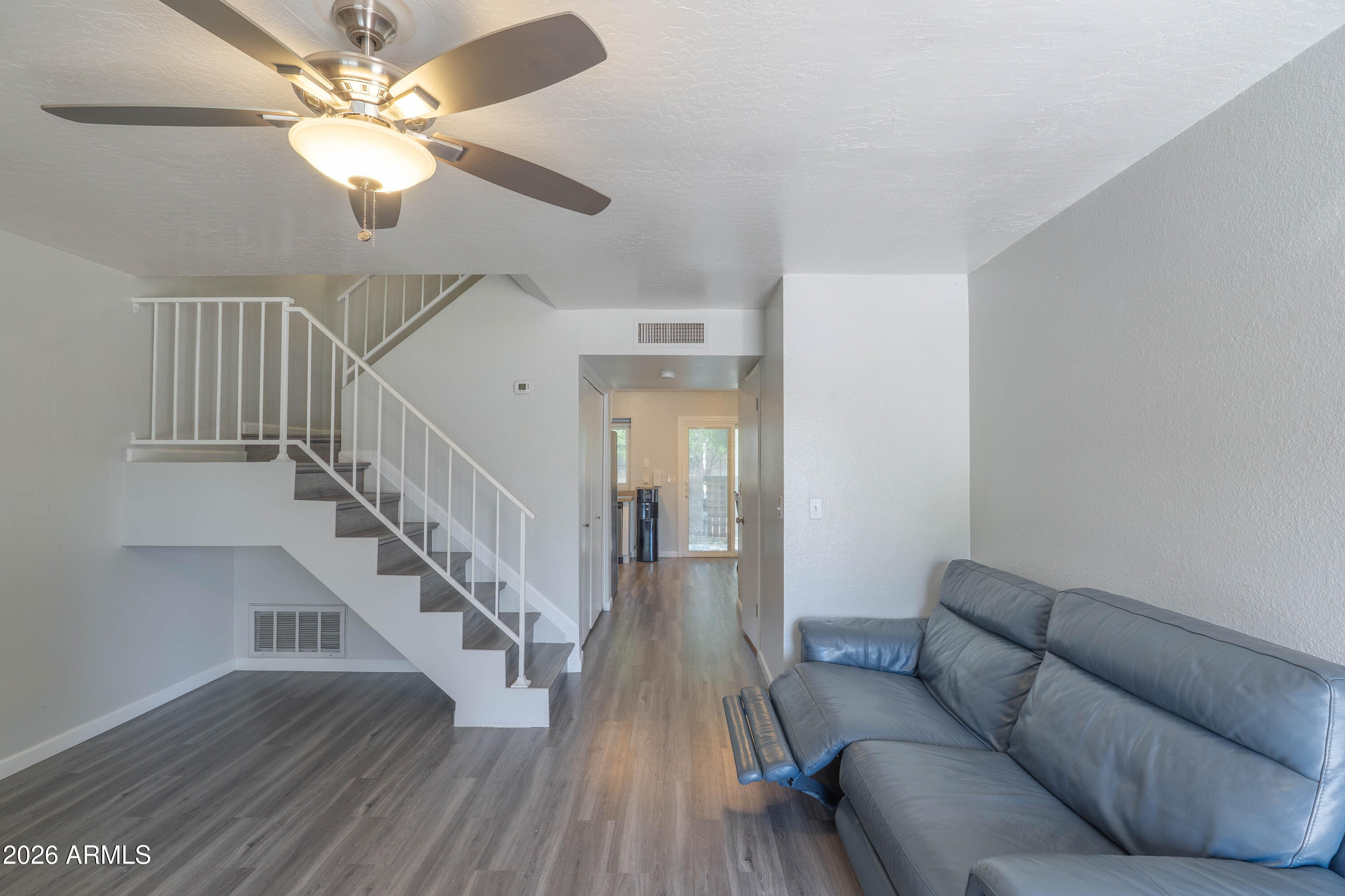 921 W UNIVERSITY Drive 1024